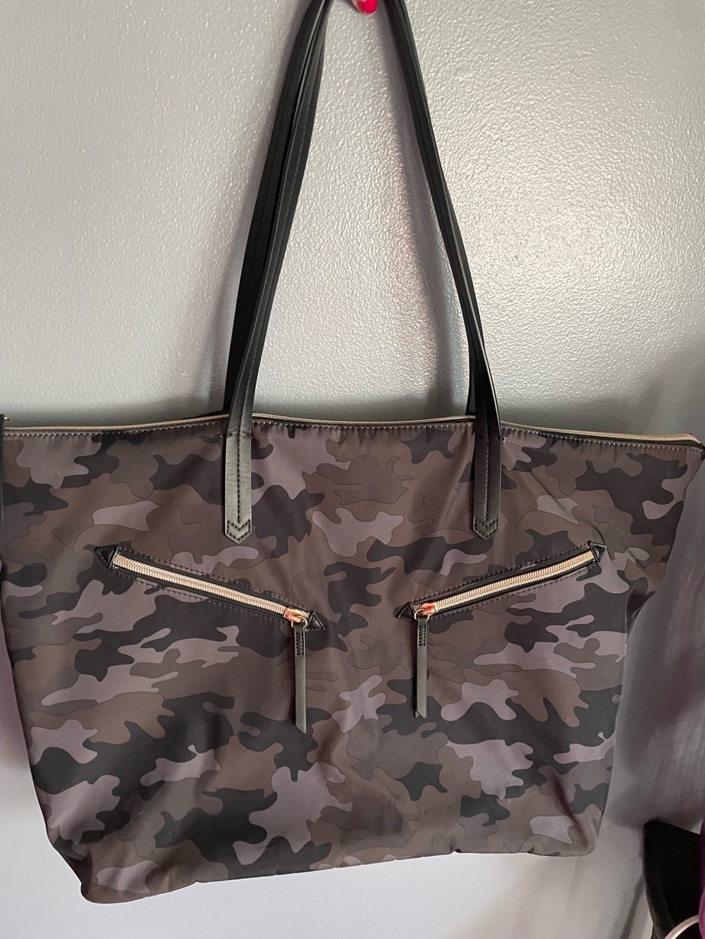You Do You Camouflage Tote with stylish Lion interior print